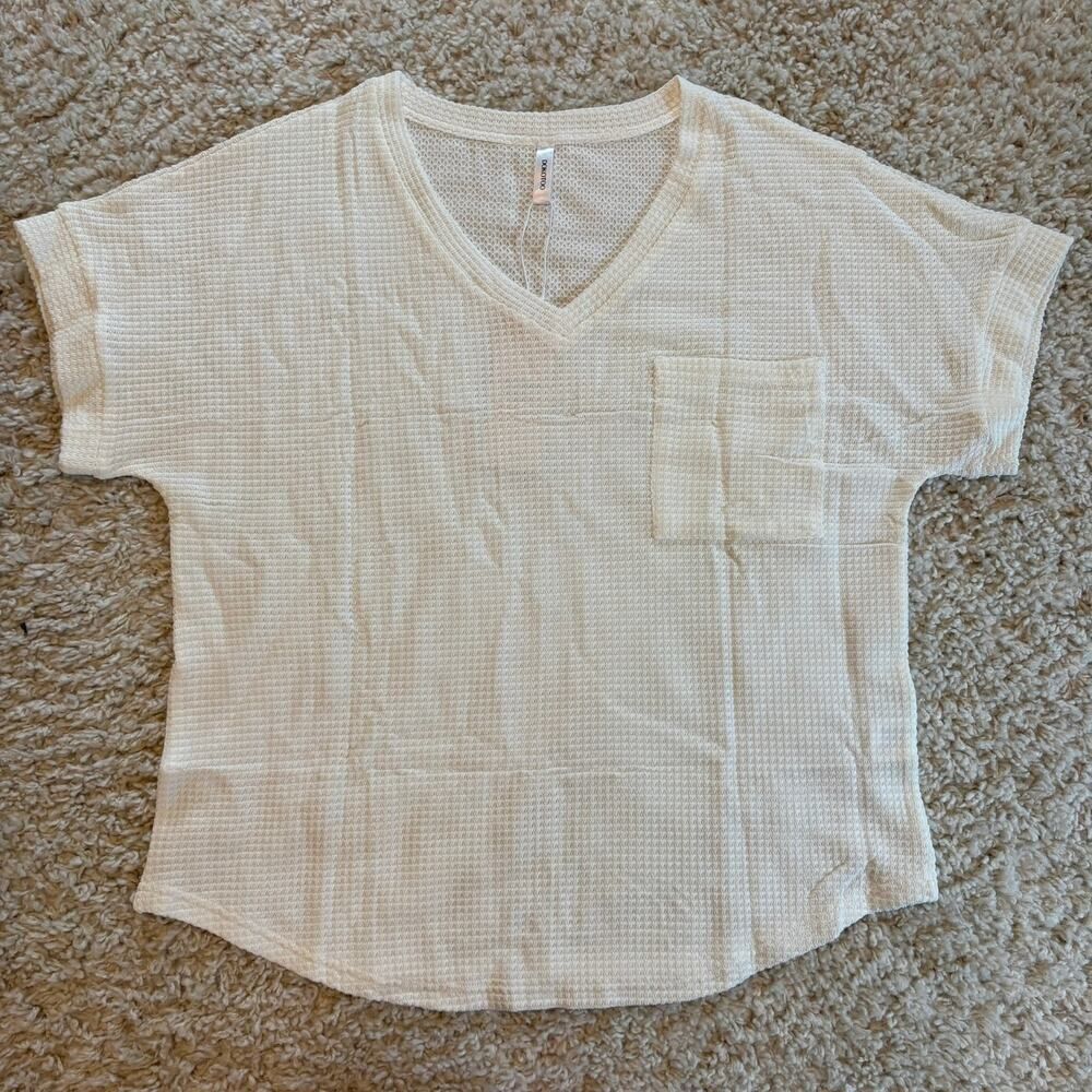 Dokotoo Waffle Knit V-Neck Pocket Tee White Large
